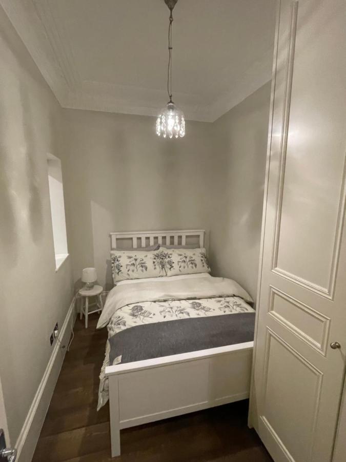 Stylish 3-Bedroom Flat In Kensington Londyn Zewnętrze zdjęcie